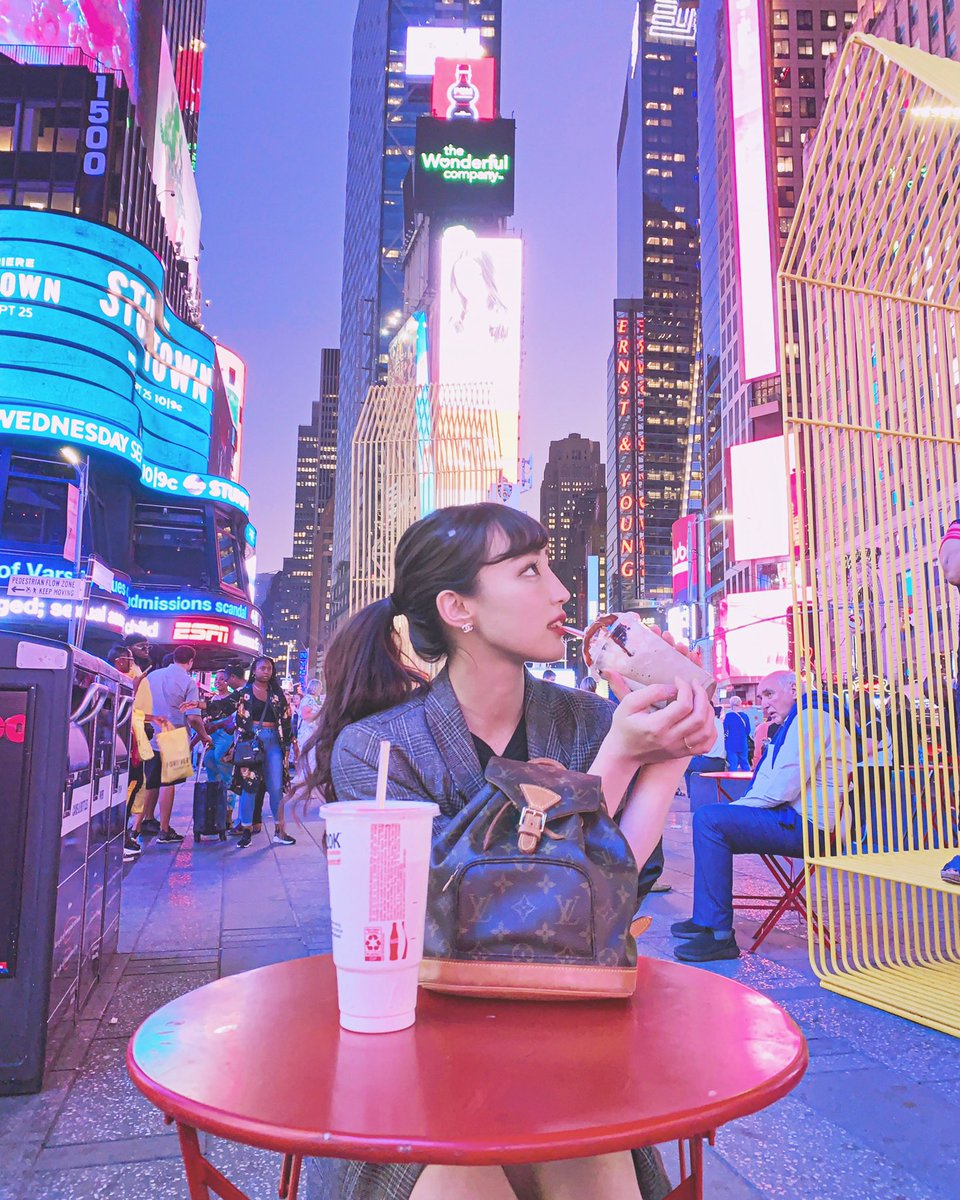 カンダエミリ tweet media