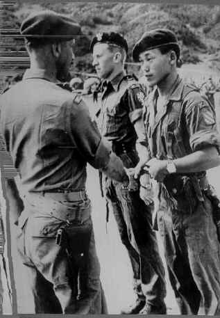 영국 제 29여단에 배속되어 참전한 벨기에 역시 이들이 배속되었는데, 1966년, 브뤼쉘에 만들어진 기념비에는 이때 전사한 9명의 카투콤 병사들의 이름이 적혀있으며 사후 '정의와 자유' 훈장이 수여됩니다.