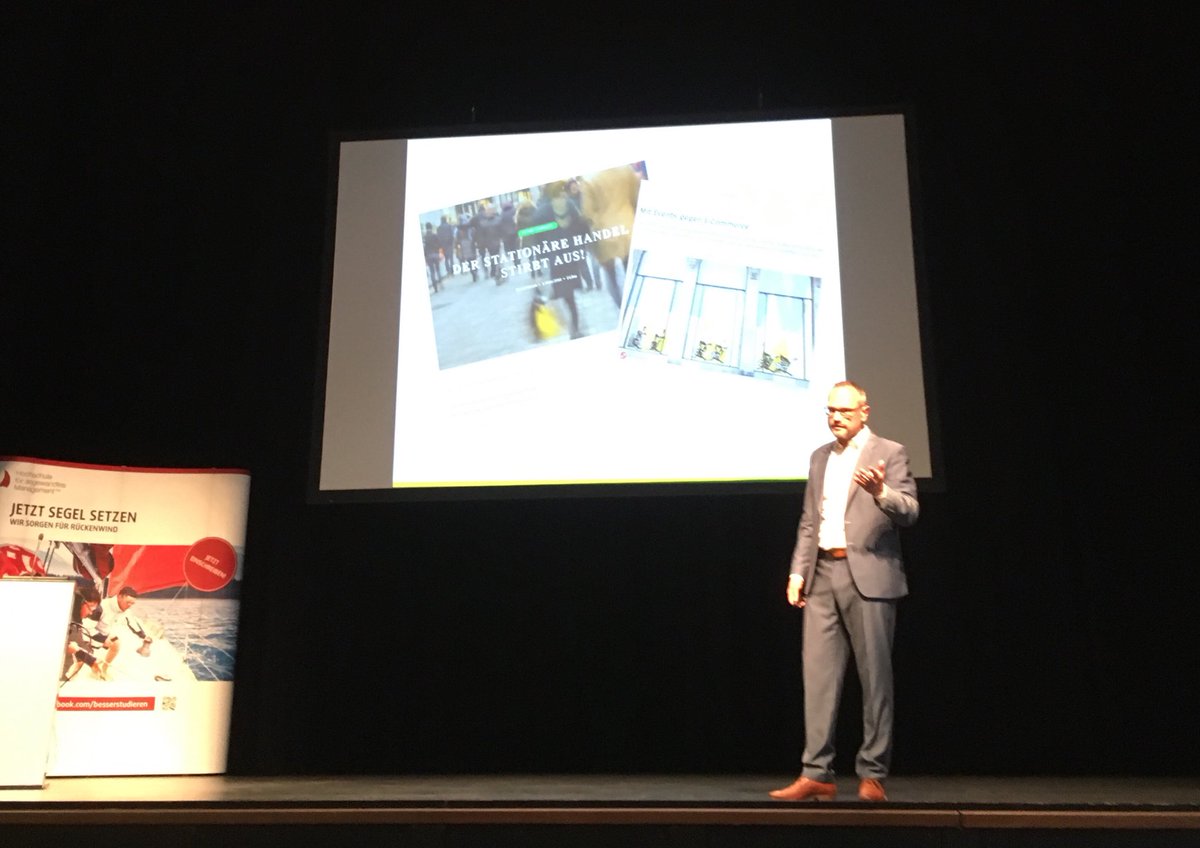 AHildebrandt70's tweet photo. Gruß und Dank an ⁦⁦@shopper_GM⁩ für den Vortrag zum Thema #Handel zwischen Nutzererwartung und Ergebnislieferant beim #Handelsforum München. Beitrag folgt noch ... https://t.co/6lhGvD8FHE
