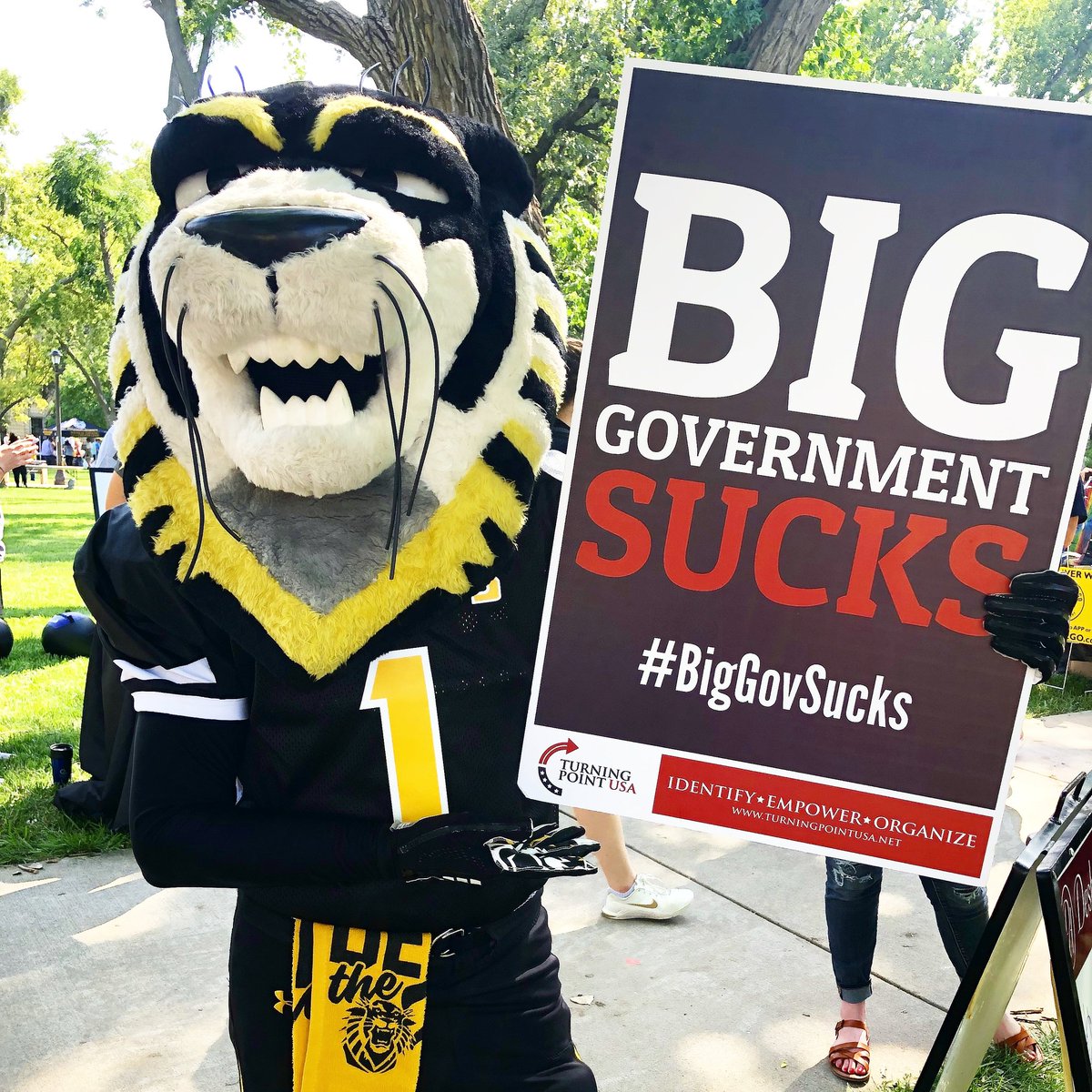 TPUSA's tweet photo. FHSU Tigers Agree... Big Government SUCKS! #BigGovSucks https://t.co/H7NiyLso9h