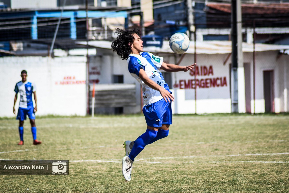 fotodojogo's tweet photo. #fotodojogo📷
Sub 20 do @serranofc_rj empata com o Nova Cidade, fora de casa e se classifica para as semifinais do returno do Campeonato Carioca.
Nova Cidade 1x1 @serranofc_rj
📷: Alexandre Neto
#serranofc #camisacomhistórianãomorre https://t.co/3nGEPvEBpX