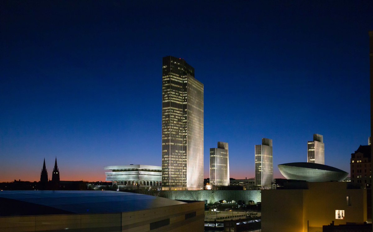 NYPA &amp; <a href="/NYS_OGS/">NYS General Services</a> will develop #solar energy generation to power Empire State Plaza, in addition to #energyefficiency &amp; resiliency upgrades at the complex, furthering <a href="/PlazaEvents/">Empire State Plaza</a>' goal to meet #NY's renewable energy goals: nypa.gov/news/press-rel…