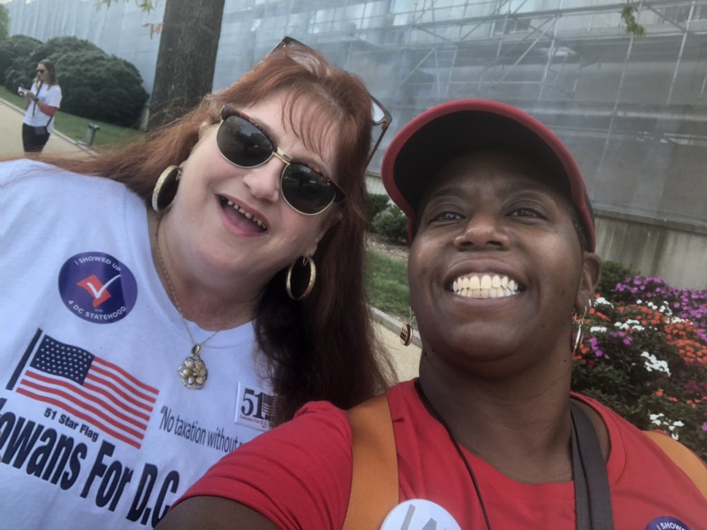 NJDC07's tweet photo. The #DCStatehood spirit squad was out in full effect this morning in front of the #RayburnBuilding “Honk for Equality” “Honk for #DCStatehood” before hearing started! #Showup4DC Thank you to all who gave us a honk it was BEAUTIFUL! @51stDC https://t.co/iODLtIsUYo