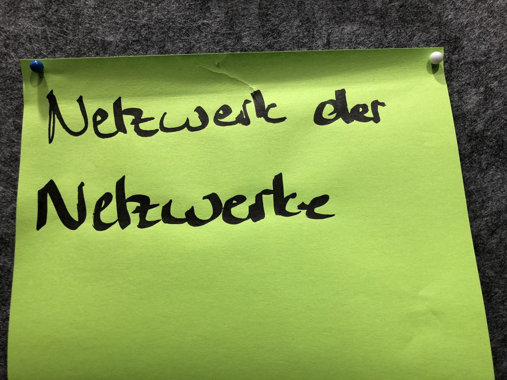 netzabine's tweet photo. On my way home von der #ZPEurope19 -Kurzbilanz:
✅ #WOL (3 volle Workshops😍)
💟 #WORK (out)by @Tandemploy
✴️ #WHY #FutureOfWork :
Mit klugen Denker*innen das #FoWLab aus der Taufe gehoben:
To be continued,
@HeuerKatharina @Amalfitana75 @MarcWagner1975 @NicolasKorte uvm.! https://t.co/32rtmptATQ