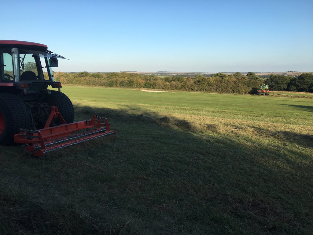 tomofreemo's tweet photo. Working late with the contractors to get the rough cut, good opportunity to get the @WiedenmannUK terra rake though it #roughmanagement #downlandgolf #downland @HighPostGolf https://t.co/UKxhZuDLDF