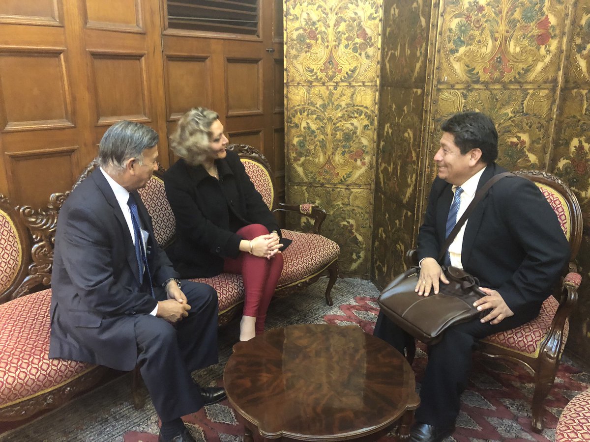 En reunión con el alcalde del distrito de <a href="/MuniDePocollay/">Muni Pocollay</a> y la Presidenta de la Comisión de Presupuesto del <a href="/congresoperu/">Congreso del Perú 🇵🇪</a> para tratar proyectos de inversión en beneficio de los pobladores.