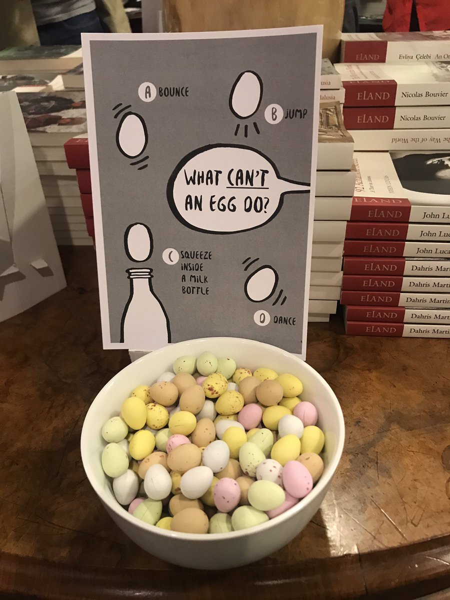 DrEmilyGrossman's tweet photo. Some more brain-fizzingly themed snacks at our #BrainFizzingFacts launch at @Hatchards last night, courtesy of the fabulous @beatricemay at @KidsBloomsbury 🧠🥂💡 #SorrySomeSpoilers #CanYouGuessTheOtherTwo ?? https://t.co/EiTx4CxzPt