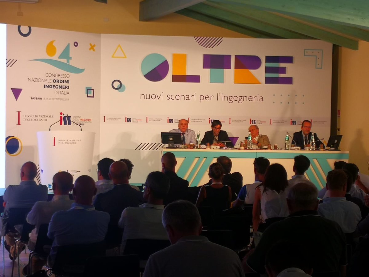 Il Presidente <a href="/tuttoingegnere/">Consiglio Nazionale degli Ingegneri</a> cni Armando Zambrano chiude la seconda giornata di lavori del congresso cni commentando le mozioni presentate. Appuntamento a venerdì mattina per la proposta sintesi dei contributi nella mozione finale. 
#CongressoCni #Oltre