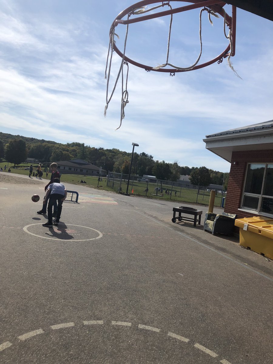 JdhMain's tweet photo. Another battle @JDHodgson #BasketballNeverStops #MakingMemories #BetterTogether @TLDSB They’re getting ready for the upcoming basketball season ! #JaguarStrong https://t.co/9OwO3F9h9r