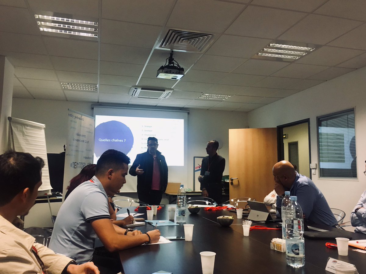 MEDEFReunion's tweet photo. Nouveau RDV #mentorlab dédié aux nouveaux #entrepreneurs, en cours de création ou déjà en activité : le #digital au service des #tpe avec nos #mentors @yberezaie @Gregory_AHKIEM @NMareschal @FabriceHanni @rvoluer https://t.co/Nw0eM4KKkU
