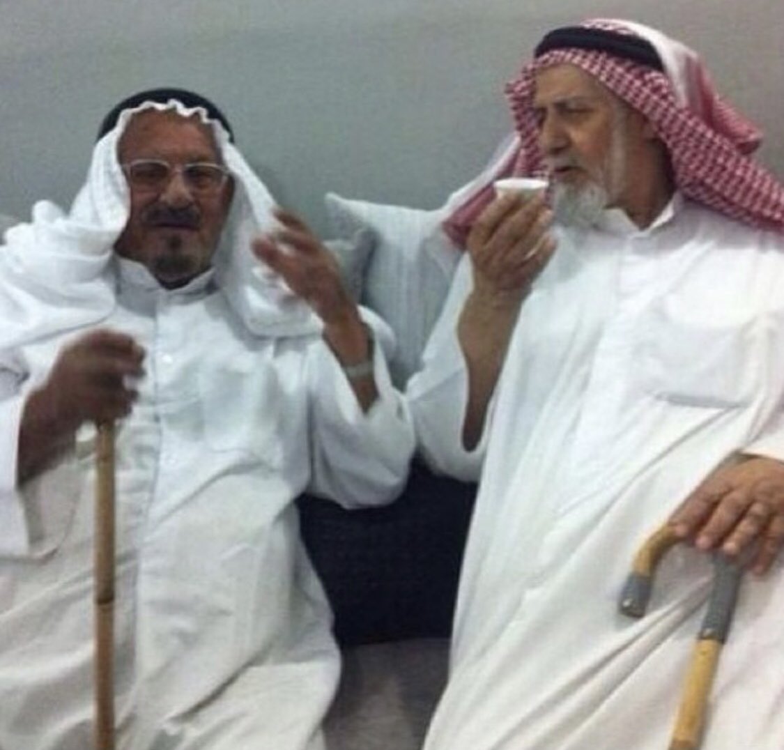 sube3_503's tweet photo. فقد #الجمالين خاصه و #سبيع_الغلبا عامه هذا الشهر اثنين من شيوخها الكرام
الشيخ/مطلق بن بداح ال خيوط
الشيخ/ فراج بن بداح ال خيوط
عرف عنهم طاعة الله وتقواه والكرم والشجاعة والطيب
نسأل الله أن يغفر لهم ويرزقهم جنات النعيم

#رماح #الكويت
@Rumaahh
@mnbr_subia3
@SoudAlsubaiey
@engf76 https://t.co/oksIWhdWgO