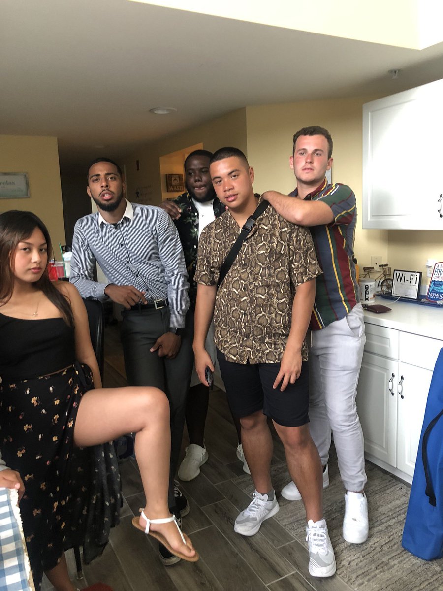 tomynirvana's tweet photo. Take me back to maryland https://t.co/bjDflE9sqa