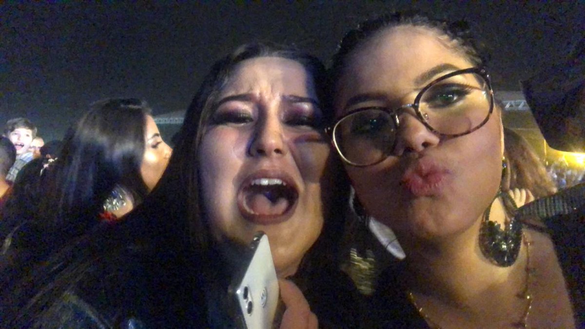 mallayne_santos's tweet image. #queshow