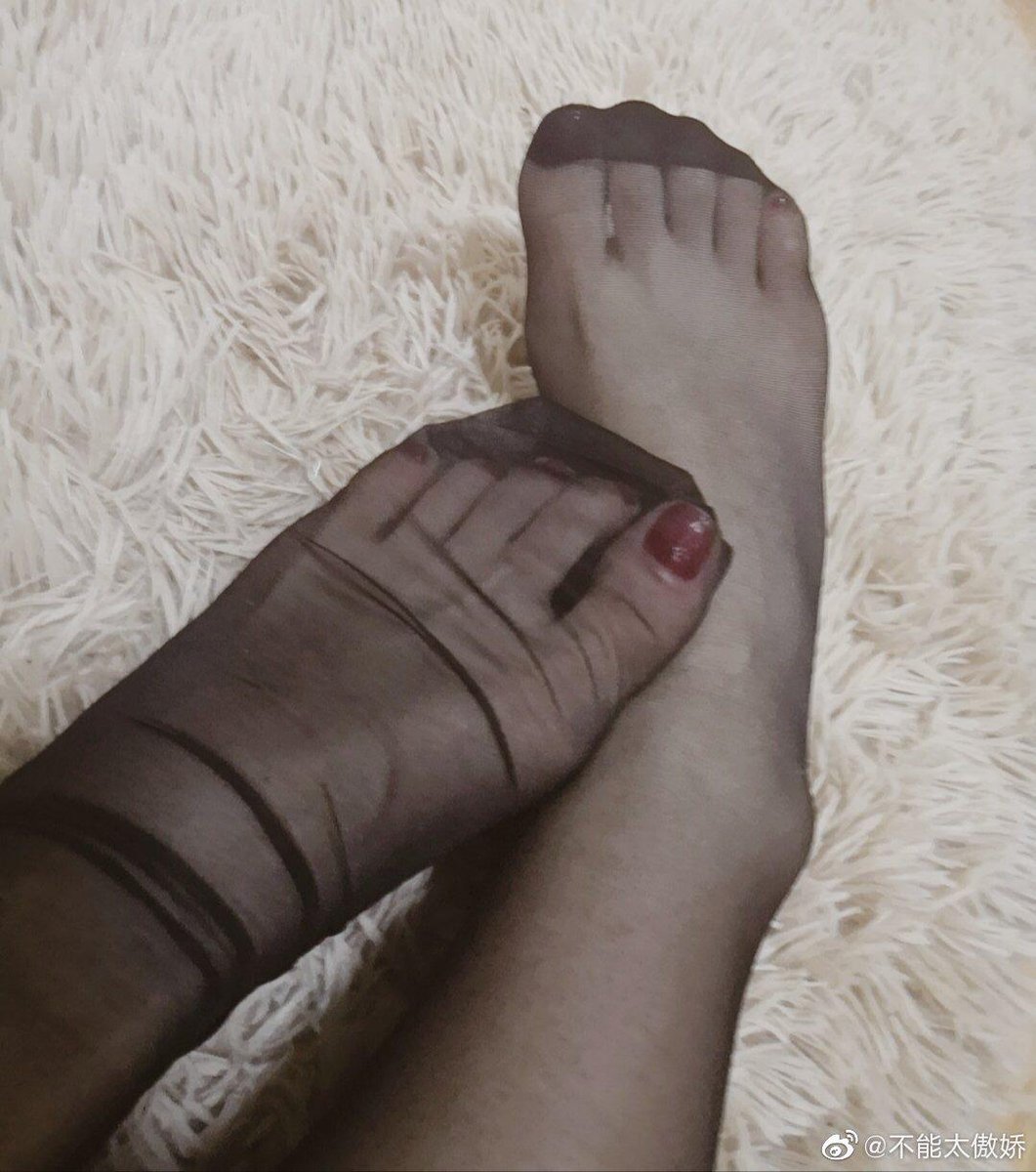 画笔 (@chachatel) on Twitter photo 