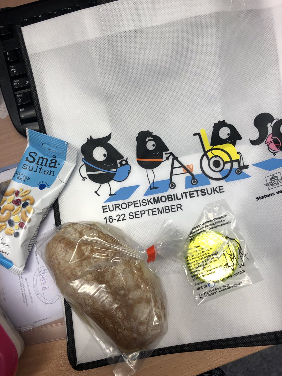 Beste start på dagen- vart stoppa og fekk ein pose med mat! 👍🏻