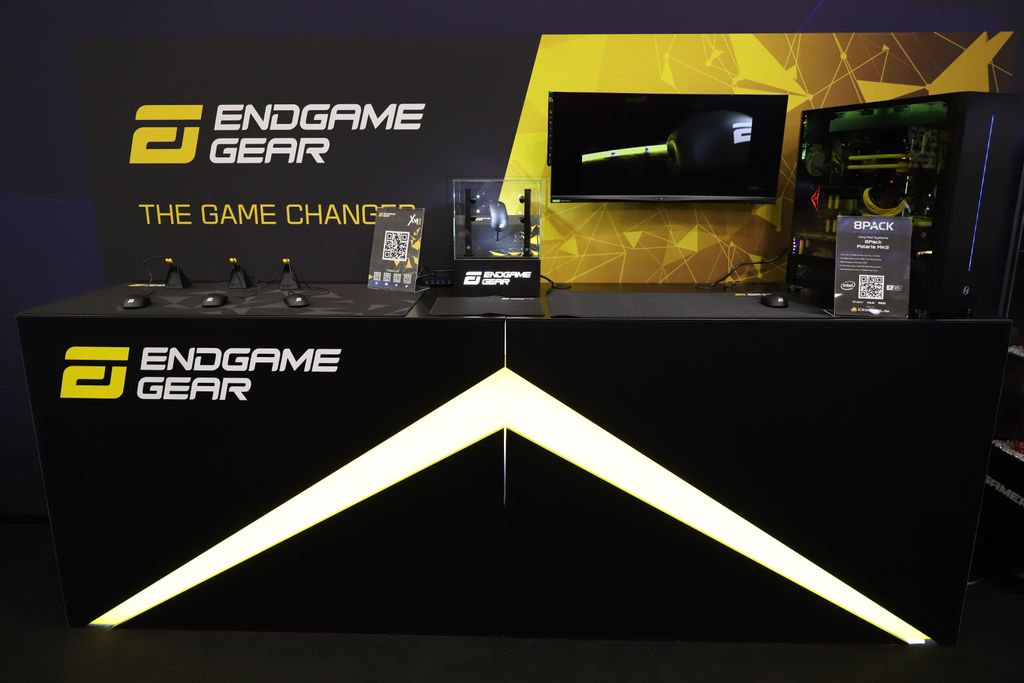 endgamegear's tweet photo. It's been nearly one month since the #gamescom2019 opened its doors and welcomed thousands of true Endgamers visiting the @Caseking booth!
Thanks to everyone who visited and see you next year!🏆
#EGG #endgamegear #BeTheXMOne https://t.co/SkzRvx1tKf