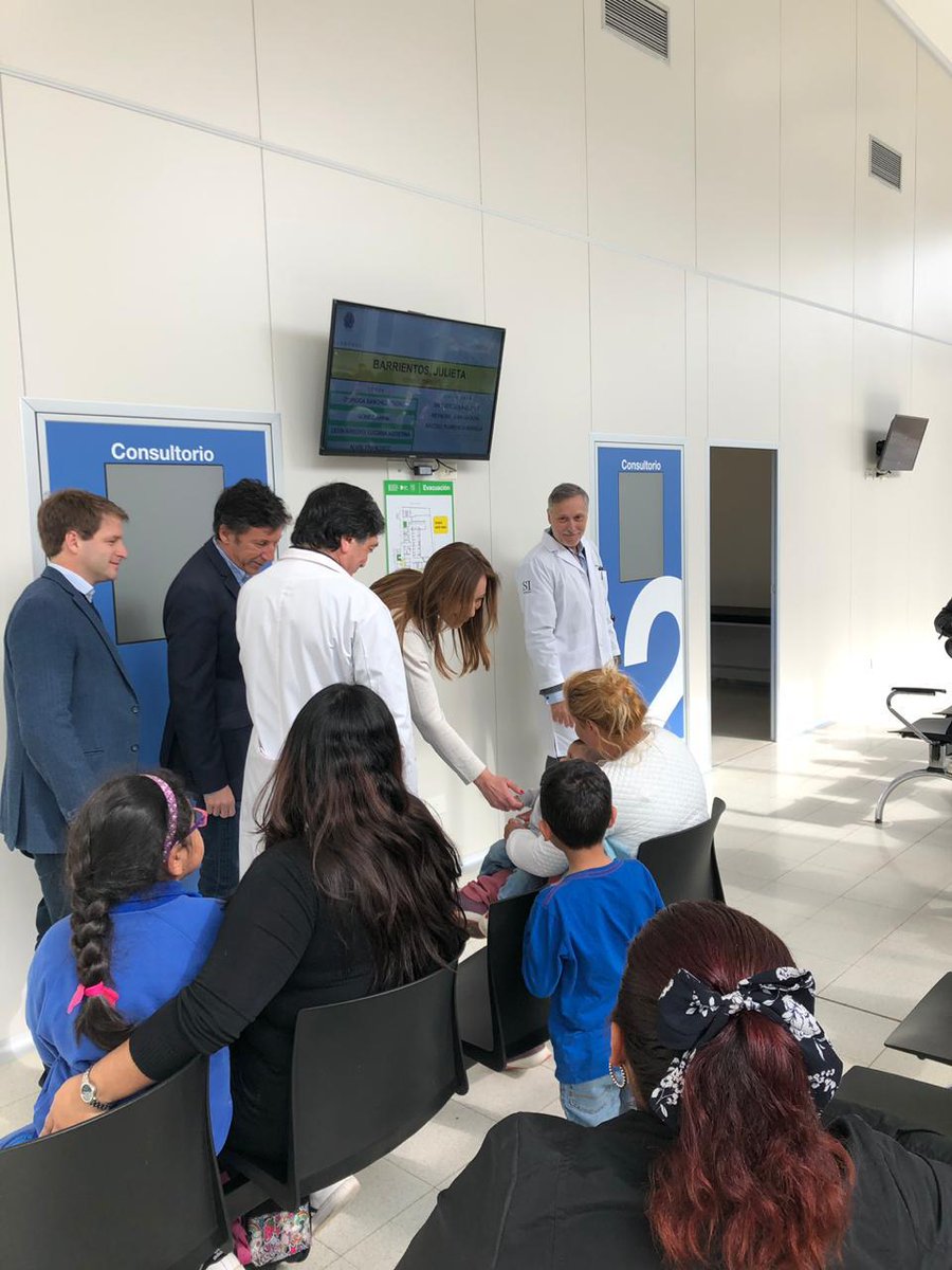 mariuvidal's tweet image. Hoy, con @gustavoposse en el Hospital Municipal Materno Infantil de San Isidro. Escuchar a las familias, médicos y enfermeros es la mejor manera de saber qué hace falta mejorar para que tengan el mejor servicio.