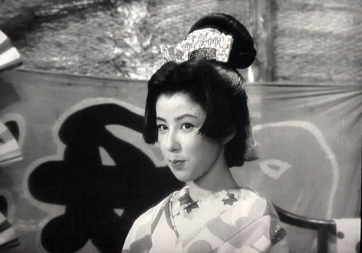 井嶋ナギ على تويتر 金さん捕物帖 謎の人形師 1953 東宝 中川信夫監督 衛星劇場 八千草薫様がかわいすぎて ストーリー最重要視主義の私が ストーリーどうでもよくなってしまう現象が起きた 舞踊 京人形 を踊る踊子の設定 大きく結った兵庫髷がかわいい 井嶋ナギ على تويتر 金さん捕物帖 謎の人形師 1953 東宝 中川信夫監督 衛星劇場 八千草薫様がかわいすぎて ストーリー最重要視主義の私が ストーリーどうでもよくなってしまう現象が起きた 舞踊 京人形 を踊る踊子の設定 大きく結った兵庫髷がかわいい