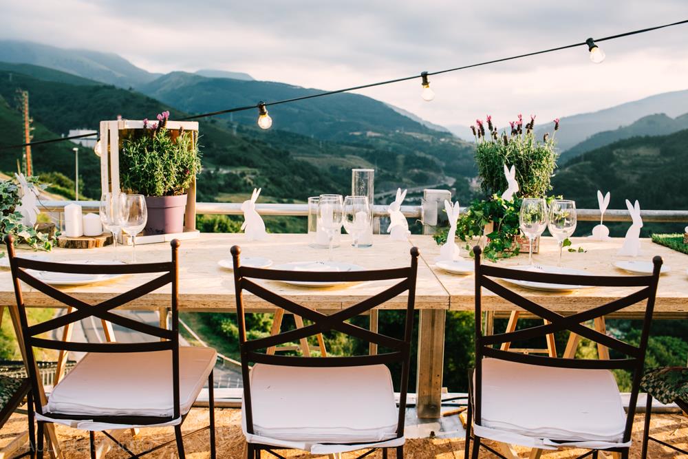 SPENDINmagazine's tweet photo. Crear el ambiente perfecto para cada ocasión, llenarlo de personalidad y hacer único el momento. Esa es la labor principal de IdeaL.
Descubre más sobre este proyecto en #SPENDIN #Business
👉 https://t.co/zXNXPxjiJO https://t.co/QfJIHTqpR0