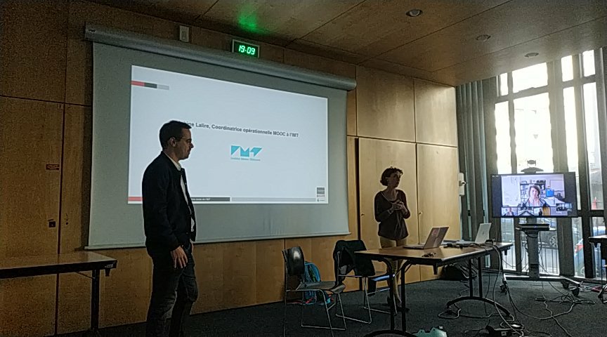 MOOClangageC's tweet image. Ouverture de l'After Work #formeraucode avec @digidelph, responsable des programmes MOOC @IMTFrance. "Les MOOC sont une priorité stratégique pour l'IMT et l’enjeu est de proposer une offre éditoriale cohérente."