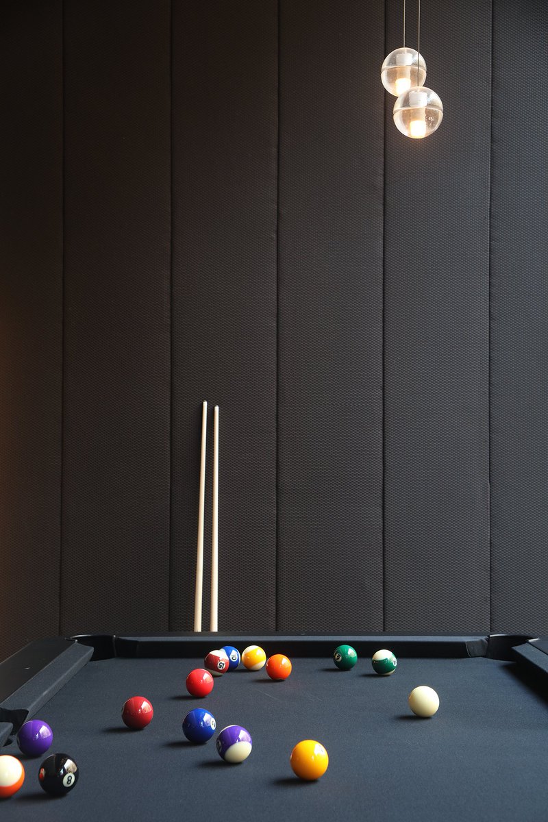 LivareaBerlin's tweet photo. Neu im #Shop! Der @rsbarcelona Design #Billardtisch mit Stahl Iroko Beine und Premium Equipment. Erhältlich in 2 Größen und 5 Farben. Für alle die einen modernen #Pooltable suchen!
#pool🎱 #pooltableroom #pooltables #pooltabletime #poolbillard
https://t.co/IQGW9JSuCP https://t.co/PMzvgYb782