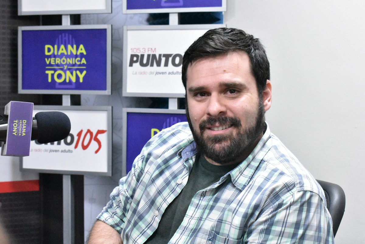 dianavytony's tweet photo. #ENCABINA Javier Sedan, Director Creativo de @PComercialSV y nos cuenta sobre la conmemoración de 60 años de trayectoria en el área de la publicidad.  

#PublicidadComercial #60Aniversario https://t.co/vDKJpOw7lp