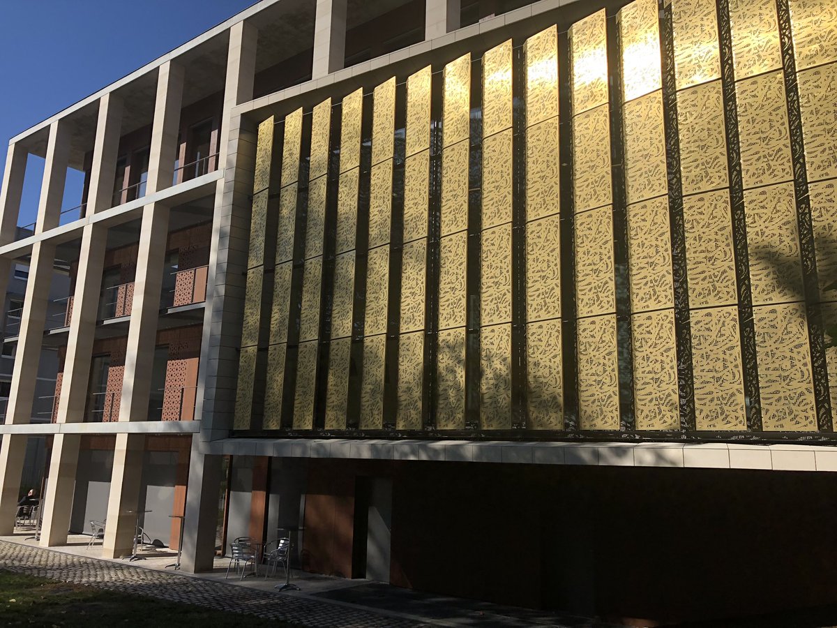 gerardcollomb's tweet photo. Inauguration de l’@ifcm_lyon. La qualité architecturale de ce bâtiment est remarquable par sa sobriété et son élégance. Cet édifice répond dans sa forme à sa vocation : être un lieu d’échanges, de transmission des savoirs, de diffusion des arts et ce faisant un instrument de paix https://t.co/xSLWiZi0N3
