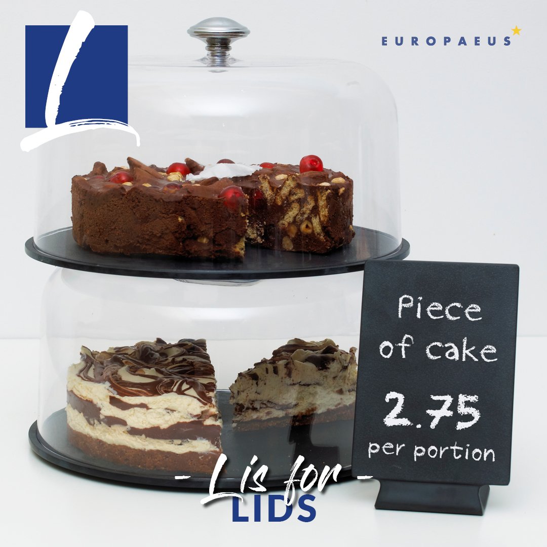 Many of our products can be combined with lids to maintain freshness. Combine with a range of plates and platters for a smart food display.

#europaeus #cakedisplay #fooddisplay