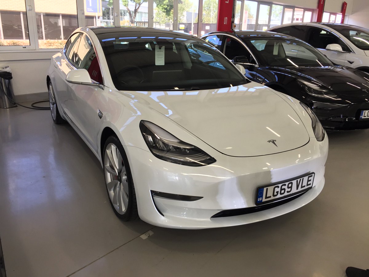 GinaPurcell's tweet image. So... this happened this afternoon... 🤩🥳🤩🥳🤩 #tesla #teslamodel3performance #EV #thankyouelonmusk