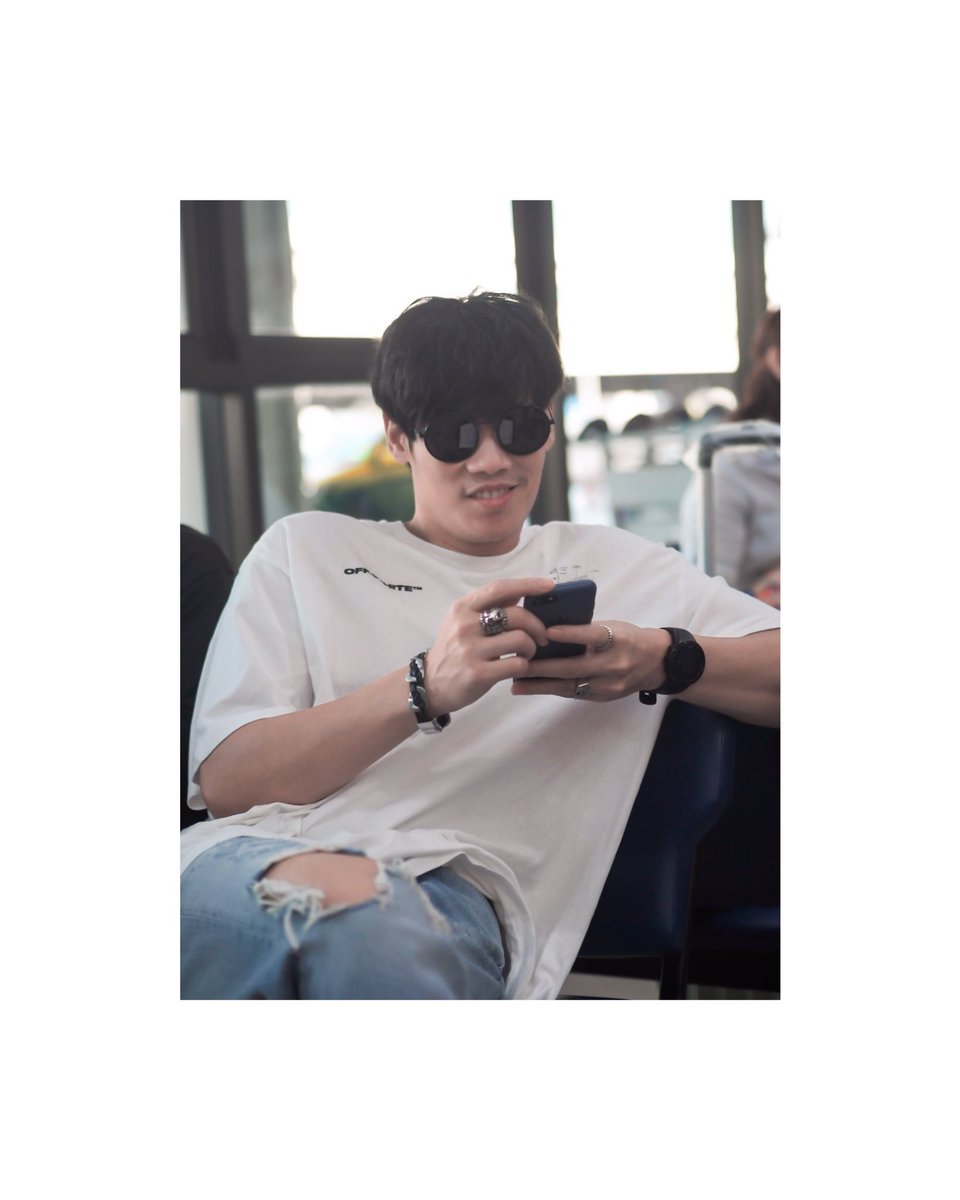bubiebb's tweet photo. จะลงเรื่องราว ของเราไว้ในสตอ���ี่
จะลงรูปคู่กันเธอ ให้เต็มไอจี
จะเมมเบอร์ของเธอ ว่ามายฮันนี่
จะให้เธอคนเดียวที่เรียกว่ามาเบบี้ #ทวงคืนพี่เอกให้แฟนคลับ #aekseasonfive #ใครไหวไปก่อนเลย https://t.co/e4670k83UM