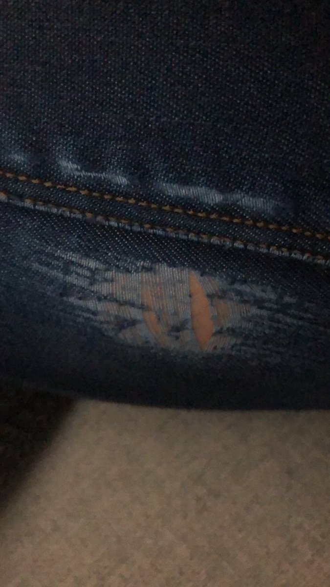 swally202's tweet photo. @SPANX LOVED the spanx jeans I bought @Nordstrom 3 months ago but they have holes already. Very disappointed in how they held up 😭. Wanted to buy them in every color but can’t justify the price for 3 months of wear. https://t.co/NAafIXLUH6