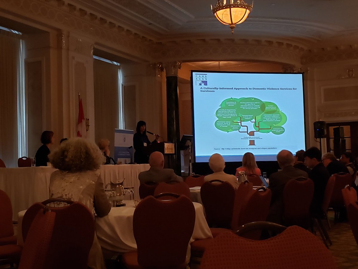 TimHollandMD's tweet photo. Thrilled to be at the Canadian Academy of Health Sciences' Forum : "Promoting Health for Refugees in an Era of Forced Migration" https://t.co/OMgqbAXROv