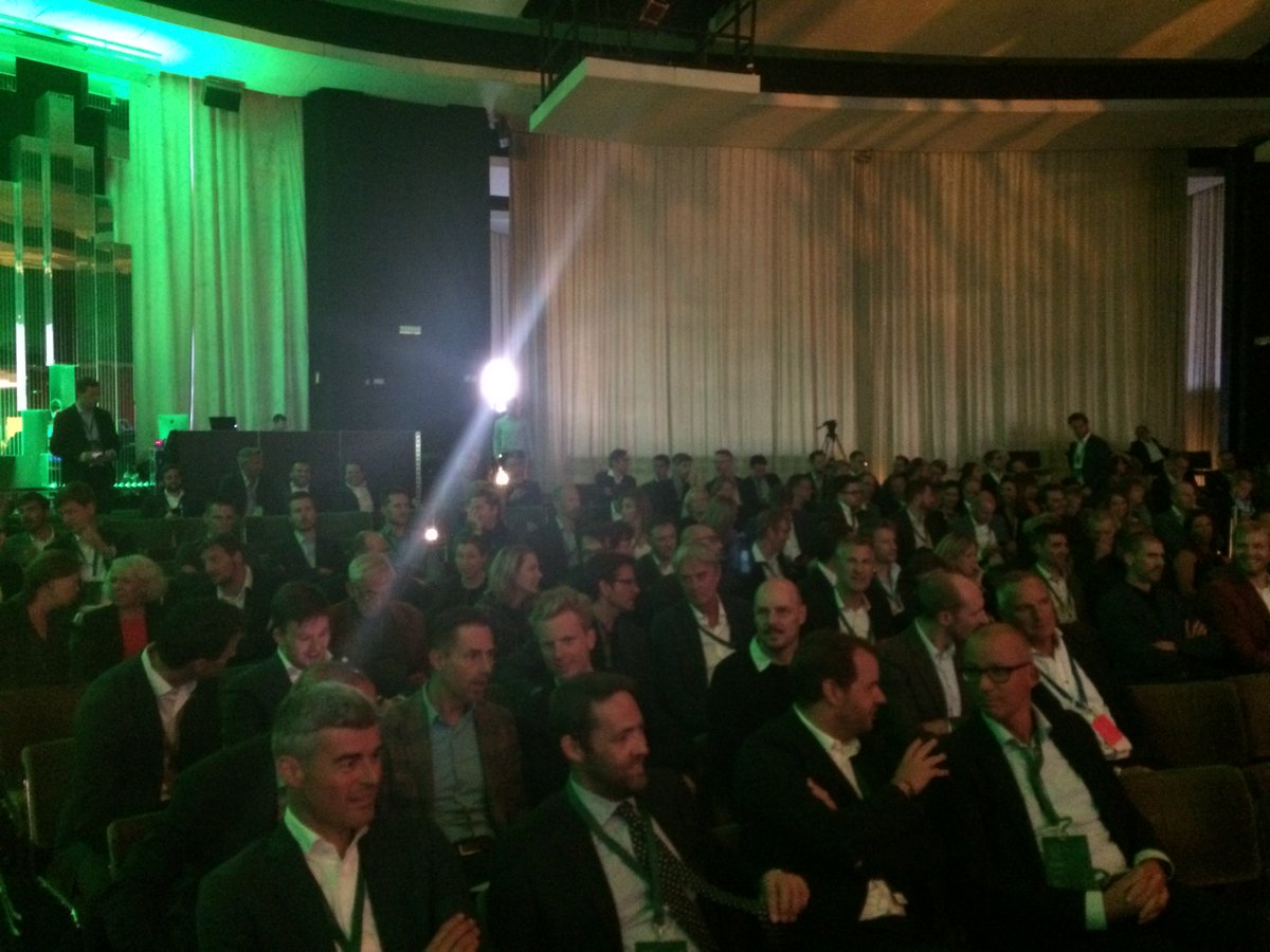 Full house for the 2019 RES Awards. Let's find out who are the winners of the 'Oscars of Belgian Real Estate'! #RealtySummit2019