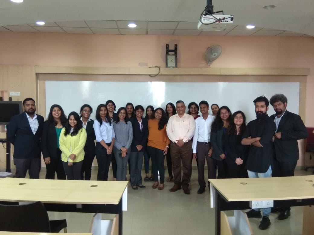 SSMCBengaluru's tweet photo. Mr Raghavendra Rao, Managing Partner and CEO, Bernay IMC conducted a thought provoking session with the Public Relations students of #SSMC about a wide plethora of topics including CSR activities, Media etc. #21studentsofPR #PR18-20 #lifeatssmc https://t.co/jUUXm39Acx