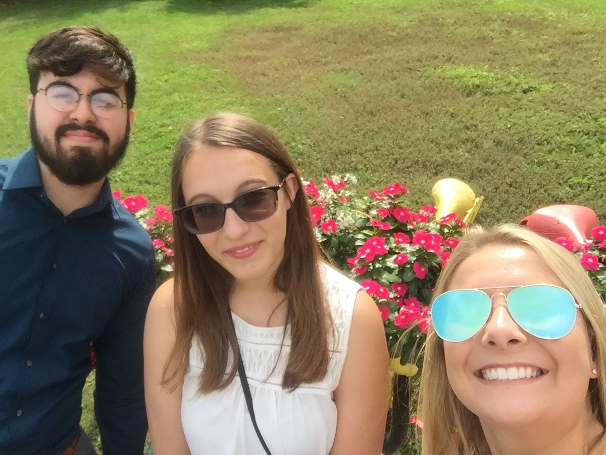 staggsaurora1's tweet image. For English we could have an outdoor lesson reading. For History, an environmental history lesson. #EDU3620 #AUSpartanExperience #HighSchoolLessons