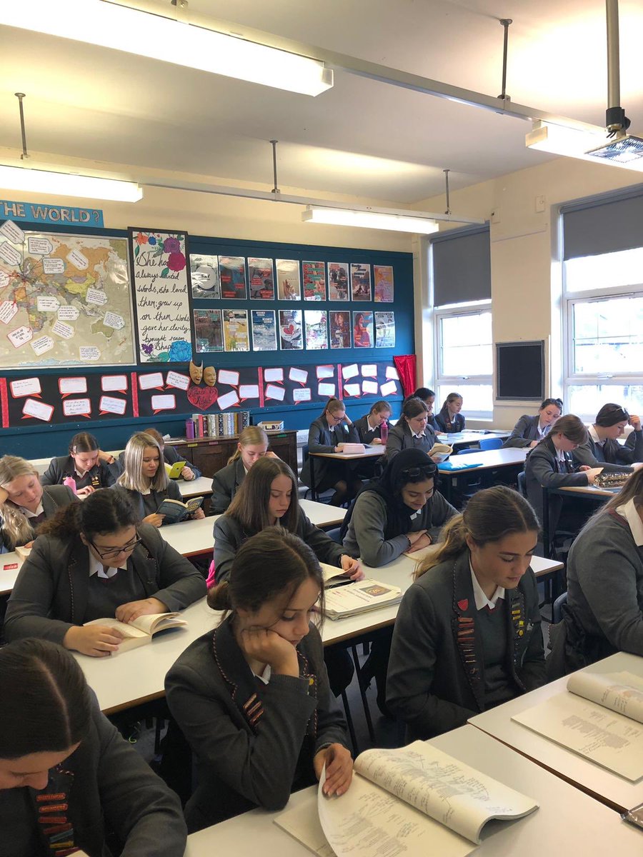 Year 10 enjoyed their first #DEARtime of the school year! #readingforpleasure #readingchallenge <a href="/FlixtonGS/">Flixton Girls School</a>