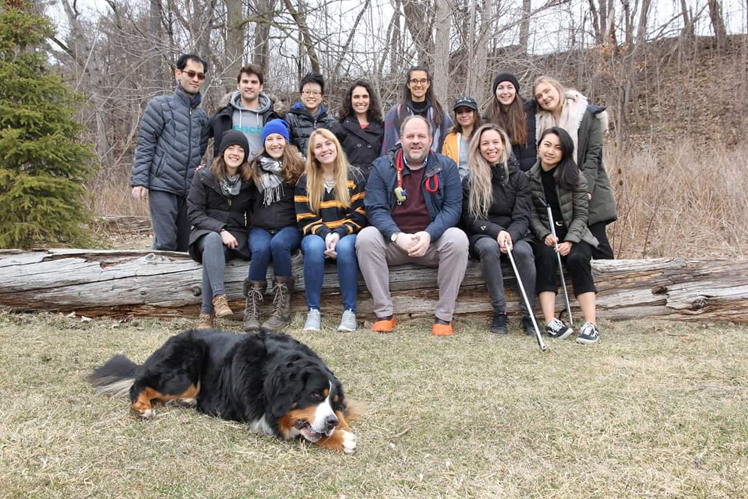 myccnm's tweet image. Join Dr. Sean McConnell, ND and his dog Chloe on Wednesday, September 25 from 1-2 p.m. for a walk along the East Don Trail. Experience the healing power of #nature and the joy and soothing benefits of connecting with a furry friend. Meet in the lobby. #CCNMlife #thriveCCNM
