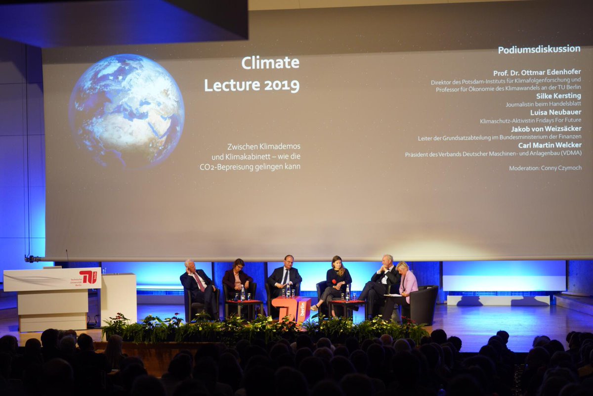 PIK_Klima's tweet photo. Wagt des #klimakabinett am Freitag den großen Wurf? Auf der #ClimateLecture @tuberlin diskutieren unter anderem Ottmar Edenhofer @PIK_Klima @MCC_Berlin, @Luisamneubauer und Silke Kersting @handelsblatt über die Ausgestaltung eines #CO2-Preises. https://t.co/hSyFFQrlCU