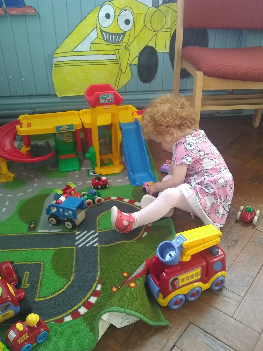 Jac_Y_Do_2019's tweet photo. Adeiladu, creu a datblygu trwy defnydd o dychymug nhw/ build, create and develop through the use of their imagination. #cylchmeithrin #dinaspowys #yfro #EYFS #cyfnodsylfaen #blynyddoeddcynnar #LEGO @MudiadMeithrin #ceir #iaithcymraeg #welshlanguage https://t.co/ocVuYf3tDu