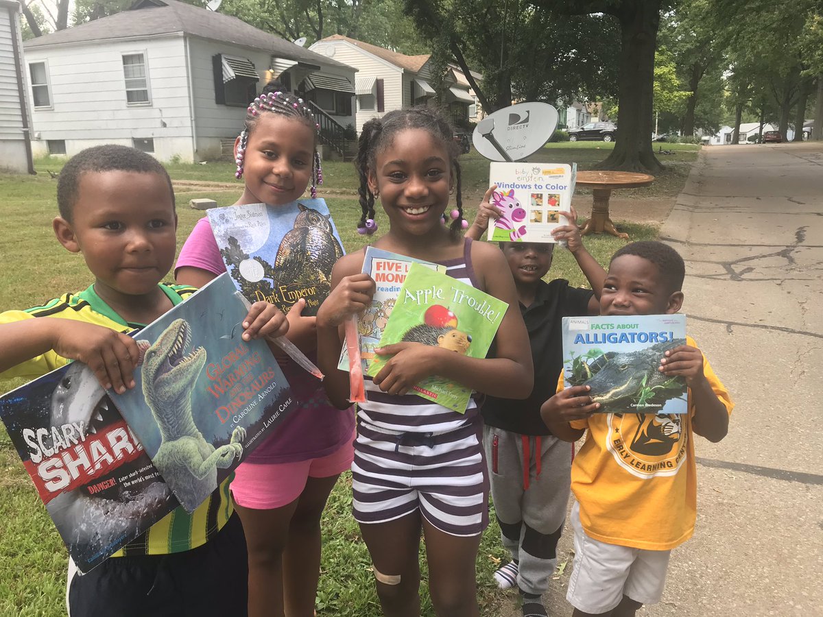 Mrs_SDowning's tweet photo. The WES Walking Club hit the streets again! Getting our exercise and giving out books! #EndBookDeserts #Literacy #ThinkBIGAimHIGH #NormandyStrong https://t.co/oVJIgSWAuH