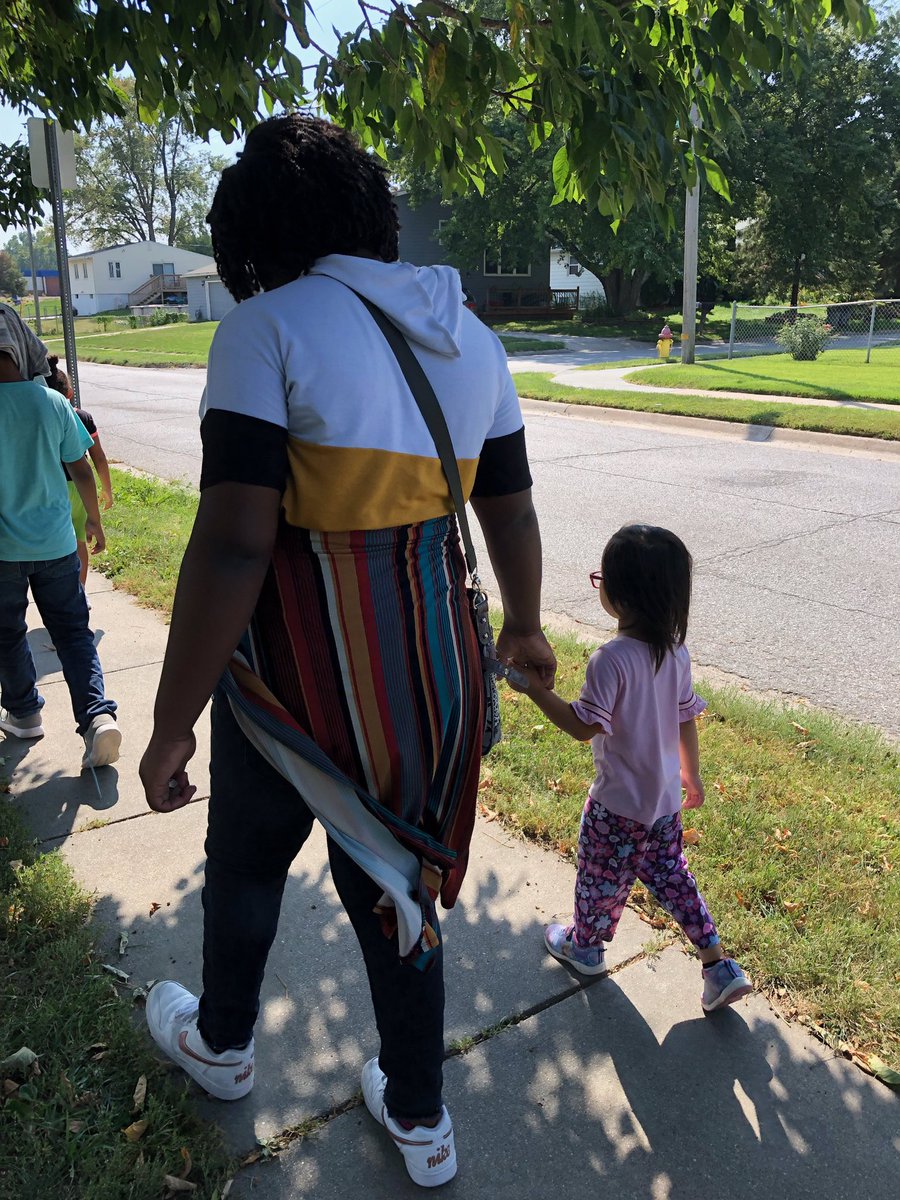 Hartman Heart!  Kind acts for our community performed by our oldest and youngest Hawks today and every day.  #Hartmanproud  #BeKind21 #OPSProud
