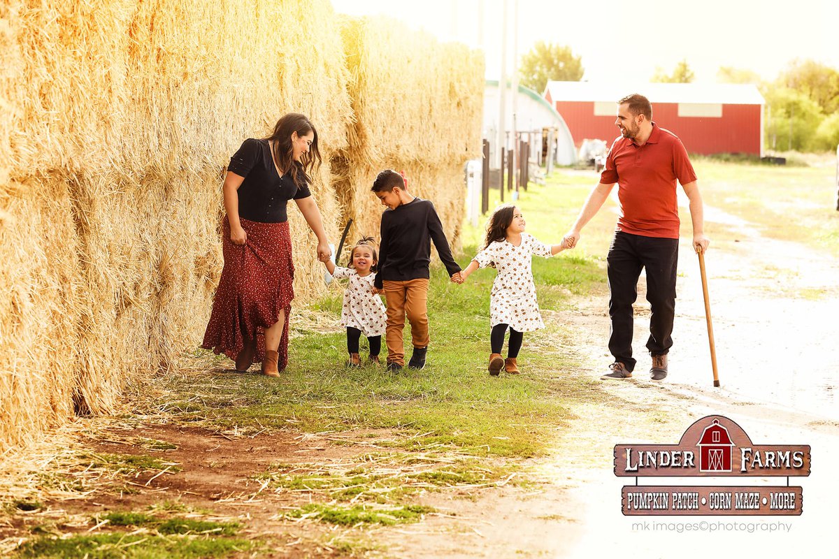 LinderLlc's tweet photo. Open until November 2nd, visit https://t.co/cKSyVrRamL for your shoot! https://t.co/G7KJWrYCK2