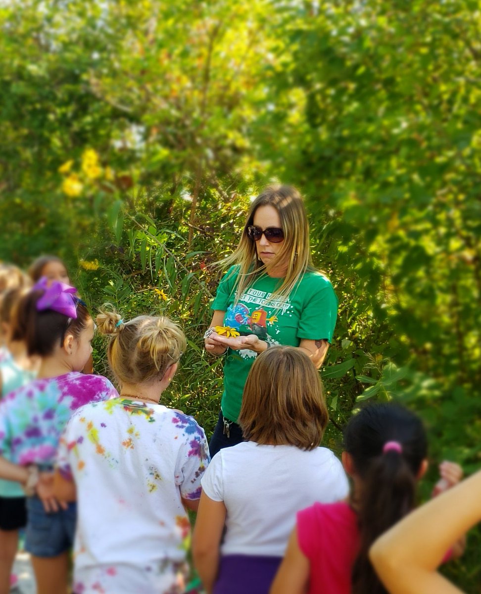 MsBartochowski's tweet photo. Thank you Environmental Education Center @lakecountyswmd for helping us learn all about the types of plants and animals that populate our wetlands! #themoreyouknow #science @WinfieldElem #2ndGradeRocks https://t.co/ndUVCzUcpm
