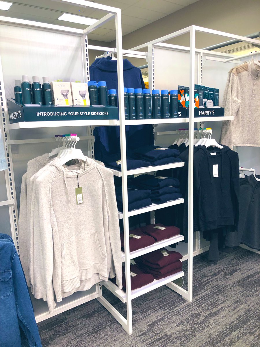 GoForAlice's tweet photo. I. Am. Obsessed. With the Harry’s cross merch in the new Men’s VMG! So cute! @T1069 #SellingInStyle #stylesidekicks @teamleadryan @jess4bullseye https://t.co/AOMLVfTICo
