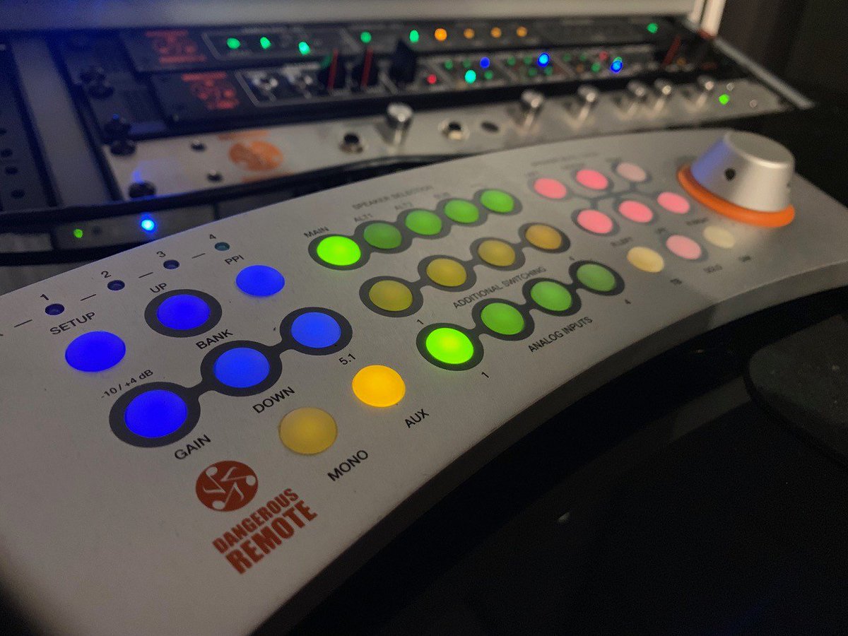 Dangerous_Music's tweet photo. Some scenes from the incredible new @studiodmi in Las Vegas! 🎛🔥
-
#studiodmi #dangerousmusic #mastering #mixing #recording #engineer #producer #studio #masteringengineer #masteringstudio #recordingstudio #recordingengineer #audioengineer #musicproducer https://t.co/C265rAlaaD