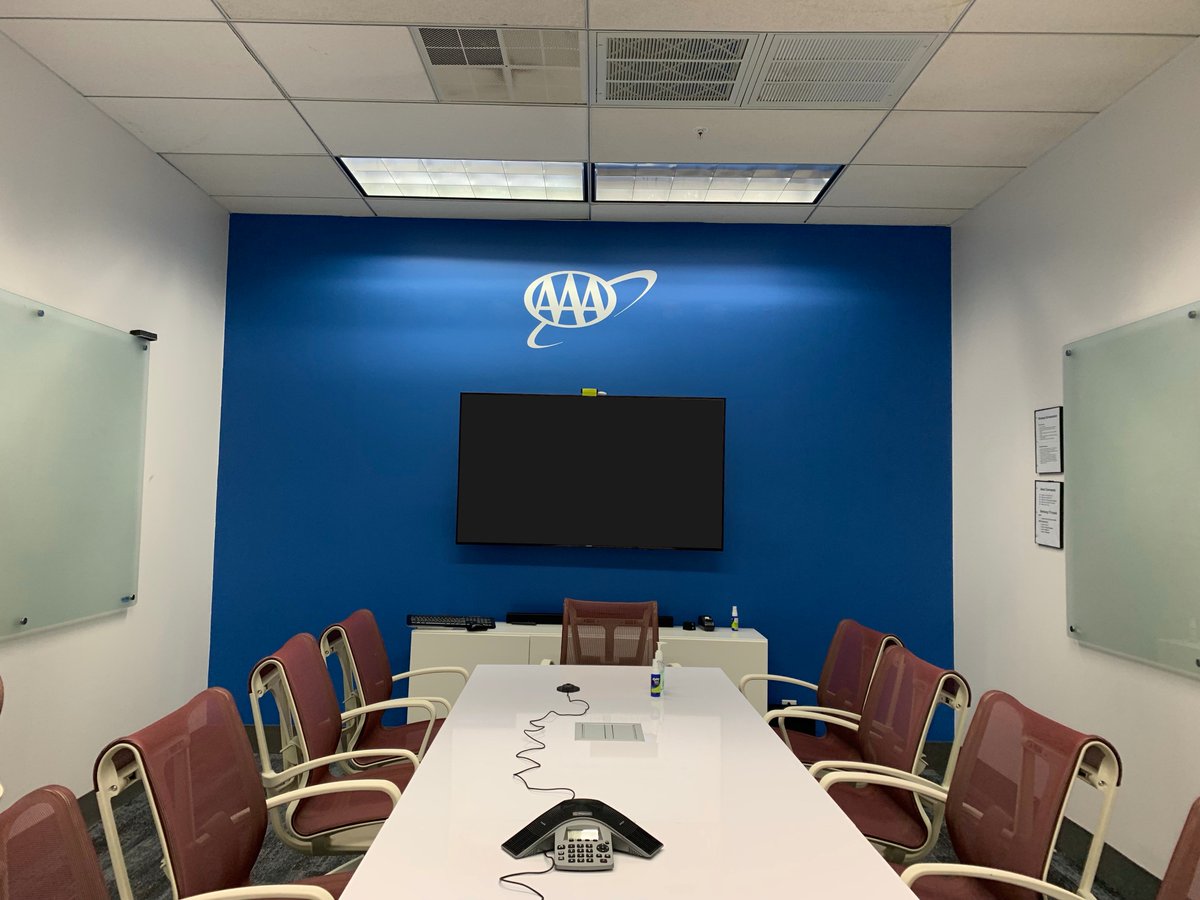 AlphaGraphicsLM's tweet image. A BIG piece of history! We are thrilled with this mural that we installed at AAA this morning. This photo is from the early 1900s when AAA first offered Road Service. A great way to showcase AAA’s past and present/future with their current logo. #agSigns #alphagraphics