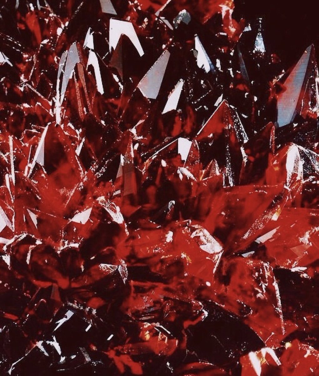 itsstephjones_'s tweet photo. Whoever said diamonds were a girls best friend was wrong.🚫 https://t.co/n9LwbUImrC