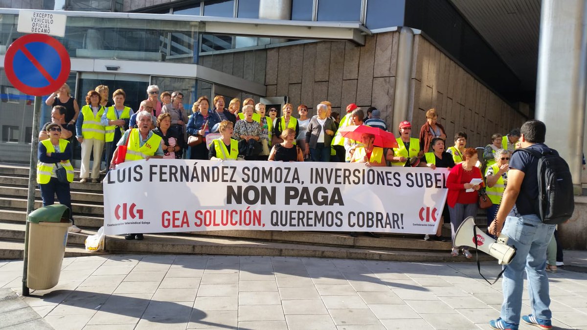 galizaCIG's tweet photo. Ex persoal de #GEA volveu mobilizarse na #Coruña para reclamar o pago das débedas pendentes. Solicítanlle á inmobiliaria #Subel que lles abone os 2,5 millons de euros da compra dos terreos da fábrica en #Vigo. MÁIS INFO: https://t.co/4ZxYisFhK3 #GrupoEmpresasÁlvarez #Pontevedra https://t.co/4psOsrUF8o