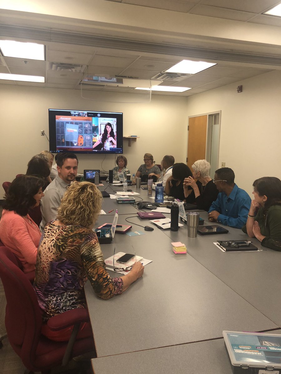 VDOE4STEM tweet media