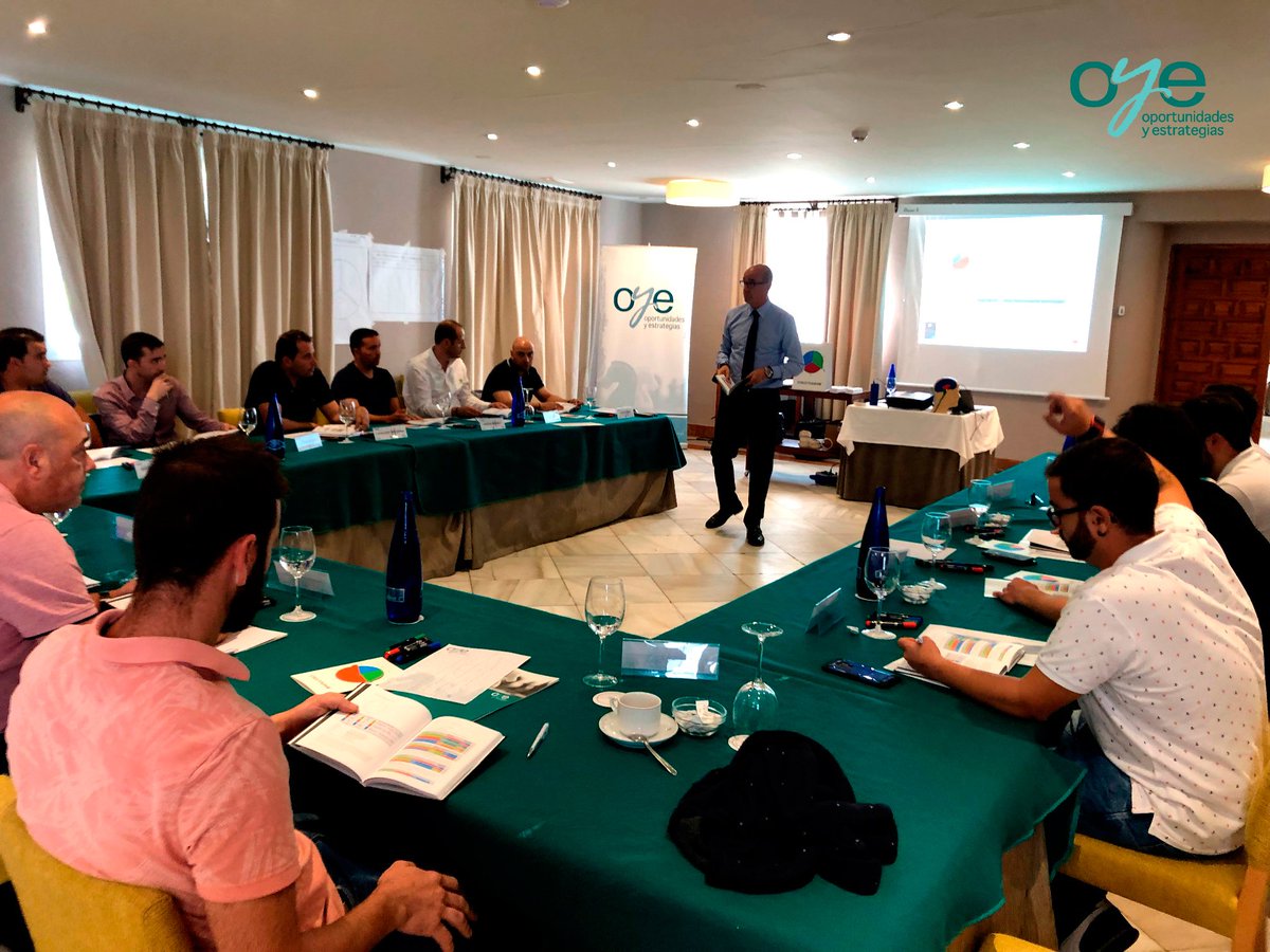 _O_Y_E_'s tweet photo. Espectacular acción formativa con nuestro cliente Agritrasa Autoagrícola John Deere. Los participantes aprendieron una herramienta exclusiva de gestión de Recursos Humanos. Muchas gracias a todos. 
¡Hasta muy pronto!
#OportunidadesYestrategias
#Structogram
#Triogram
#Formacion https://t.co/Y987g5Mh5s